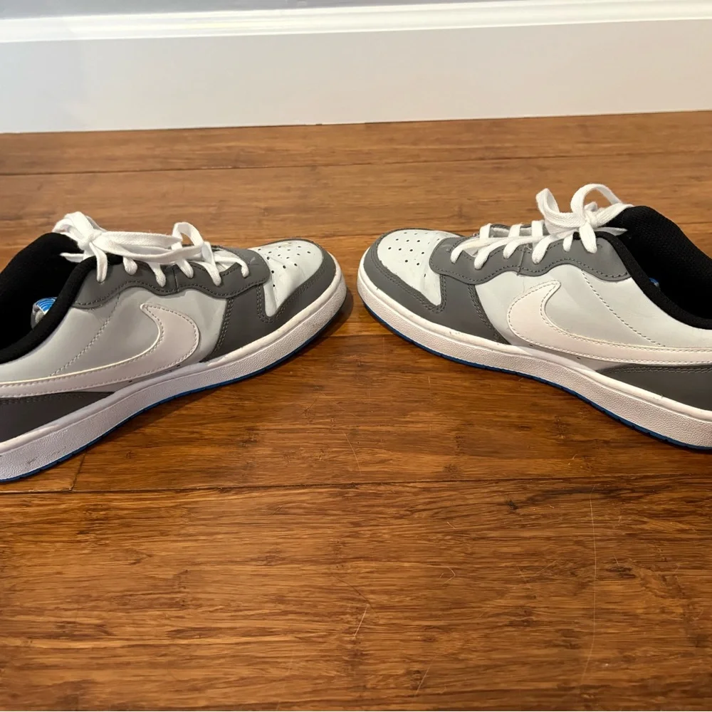 Men's Gray and White Low-Top Athletic Sneakers